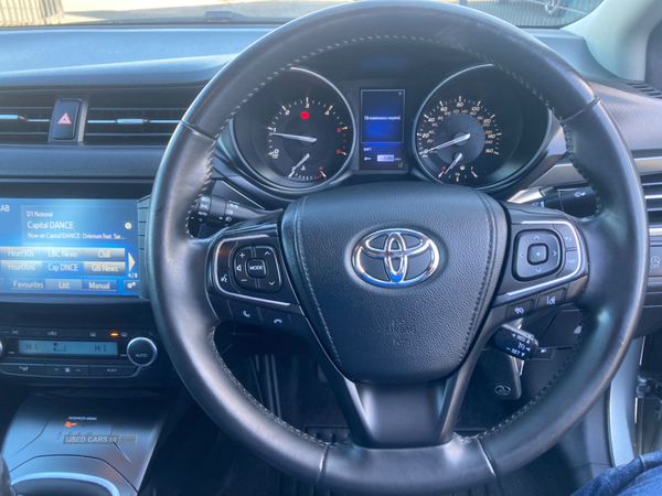 Toyota Avensis DIESEL SALOON in Antrim