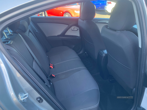 Toyota Avensis DIESEL SALOON in Antrim