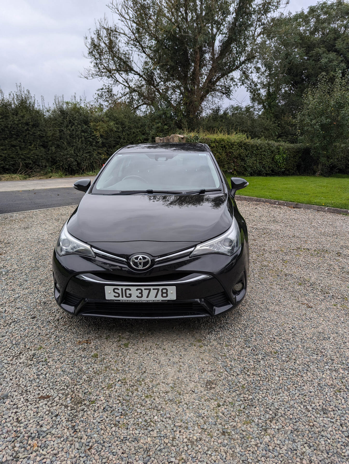 Toyota Avensis DIESEL SALOON in Tyrone