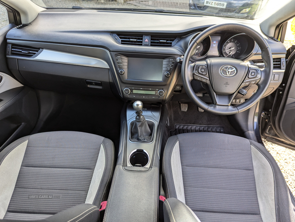 Toyota Avensis DIESEL SALOON in Tyrone