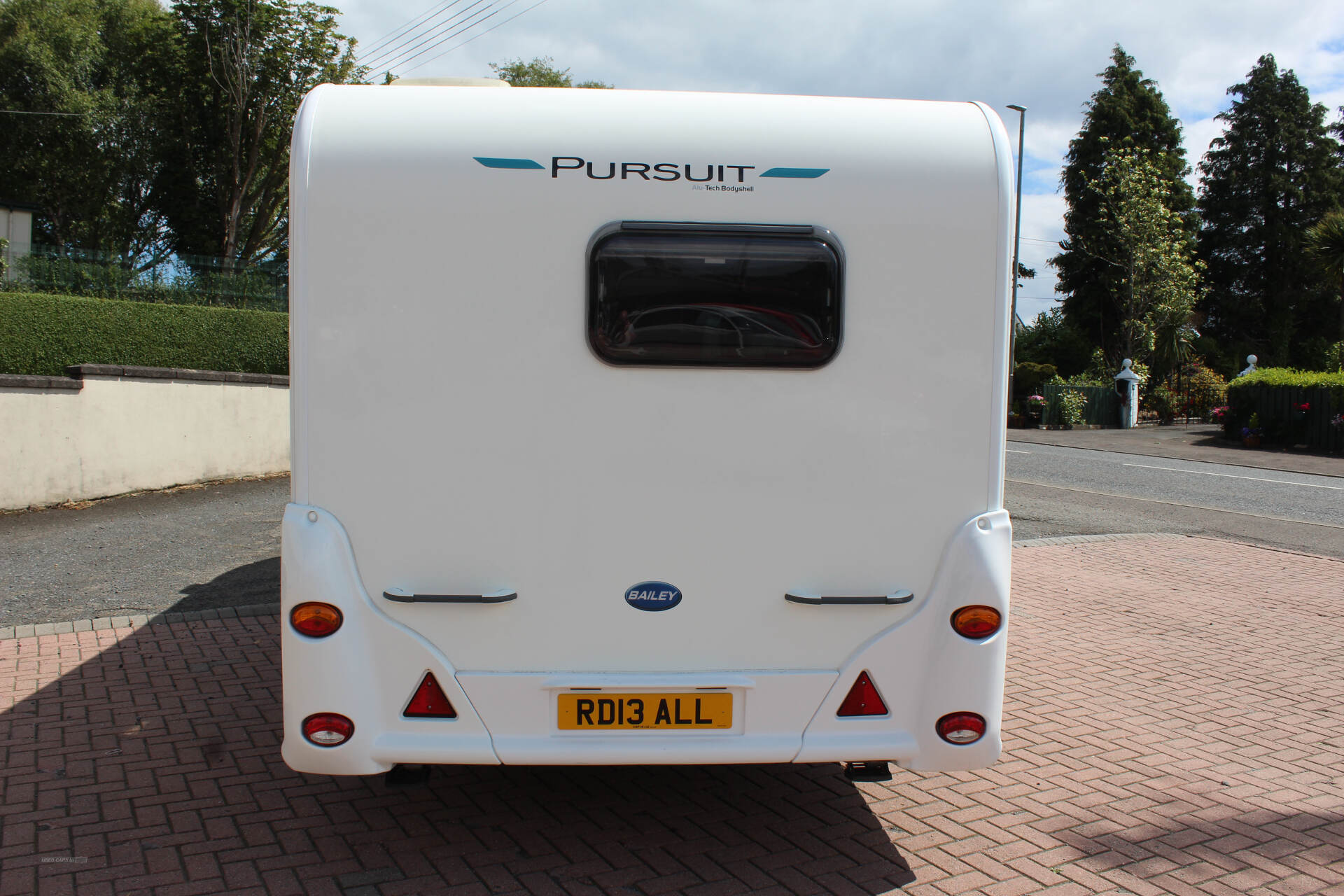 Jan 2015 Bailey Pursuit 530 Motor movers ,Awning and all covers included