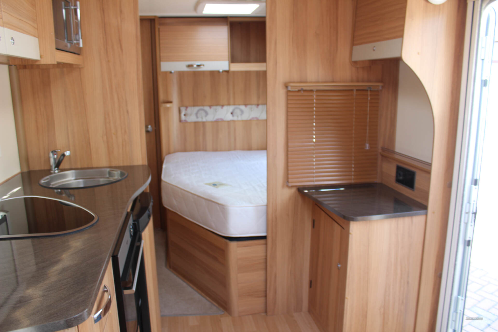 Jan 2015 Bailey Pursuit 530 Motor movers ,Awning and all covers included