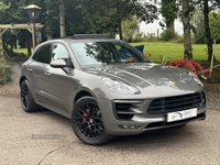 Porsche Macan ESTATE in Antrim