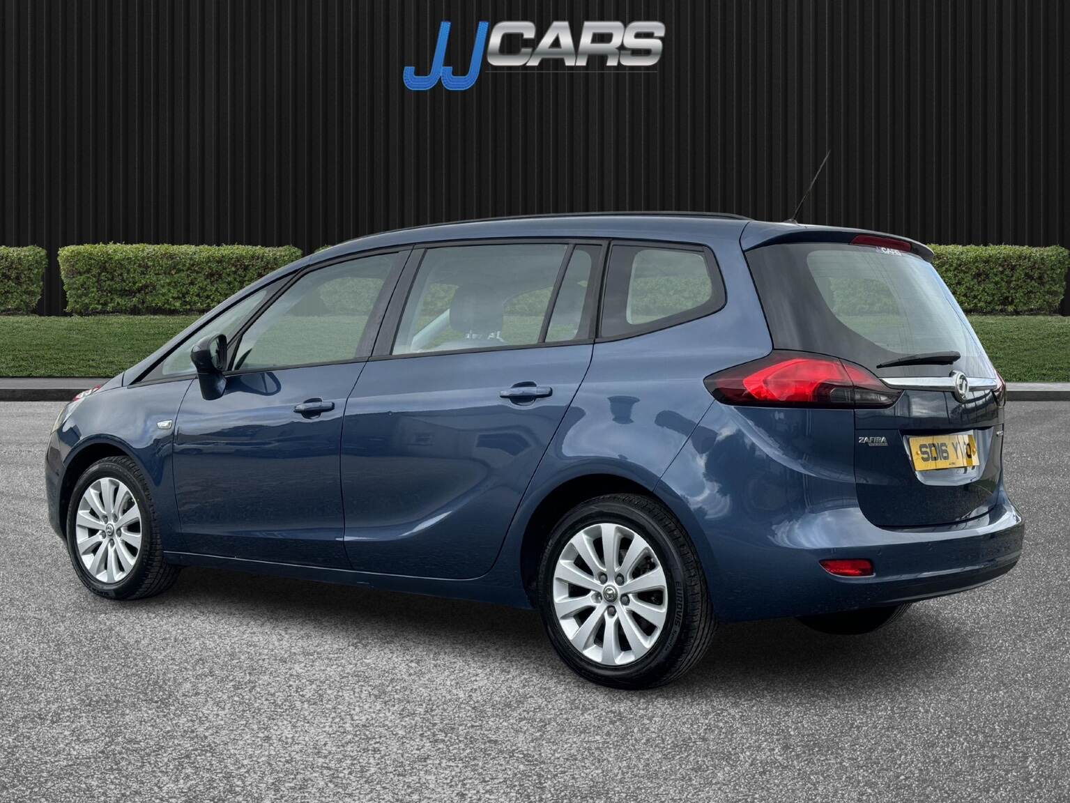 Apr 2016 Vauxhall Zafira 1.6 CDTi Design 5dr