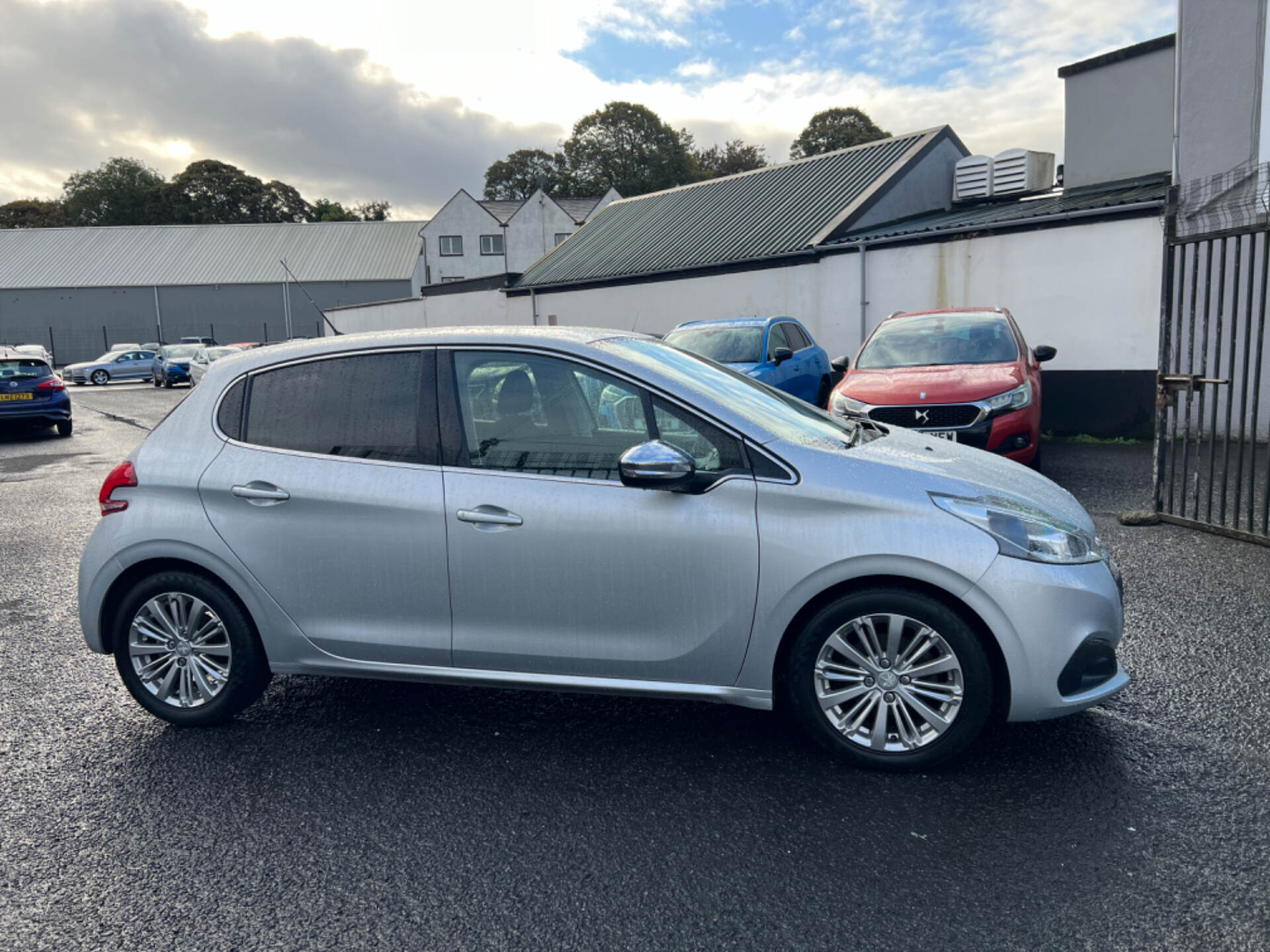 Peugeot 208 DIESEL HATCHBACK in Antrim