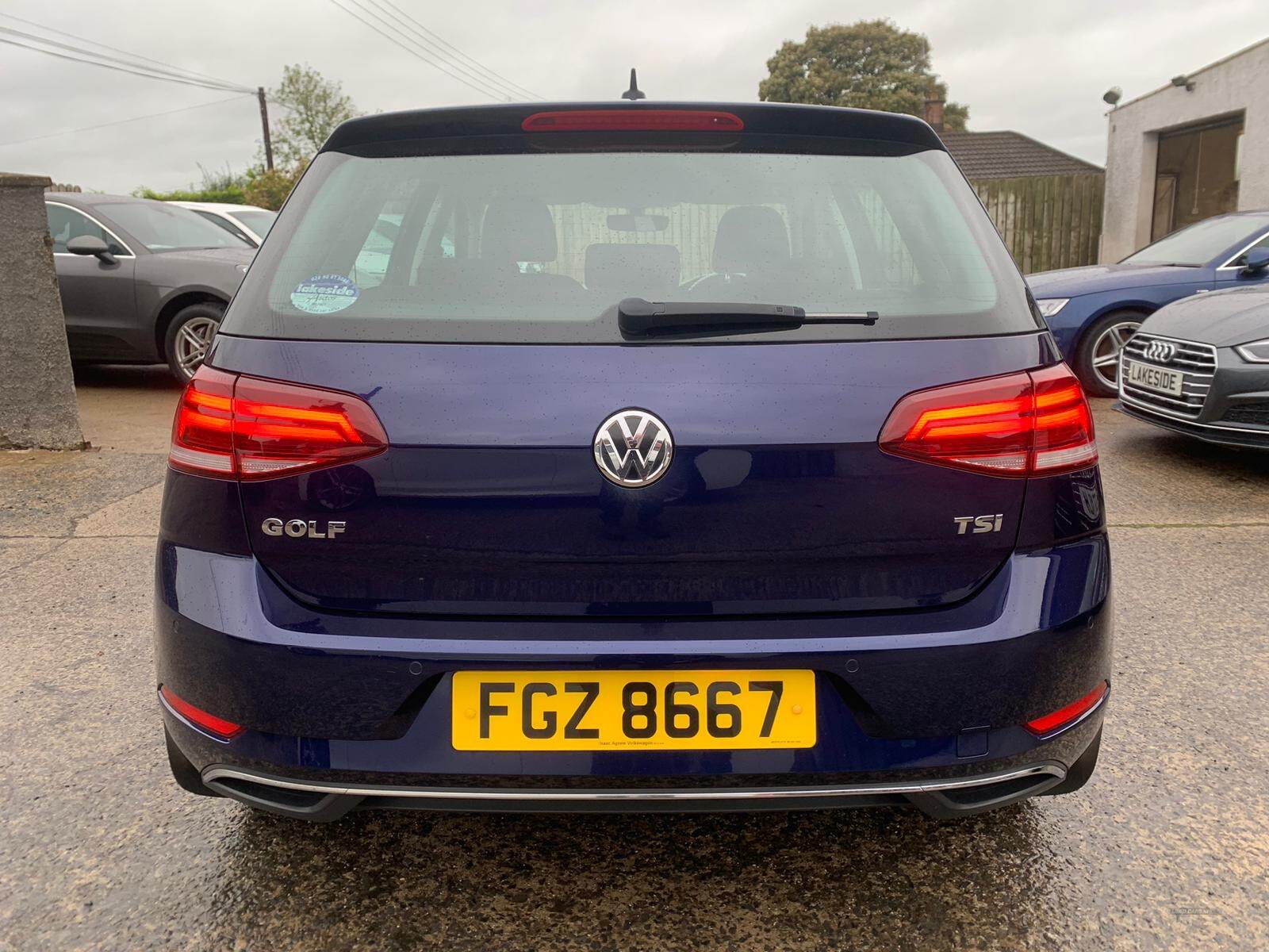 Volkswagen Golf HATCHBACK in Down