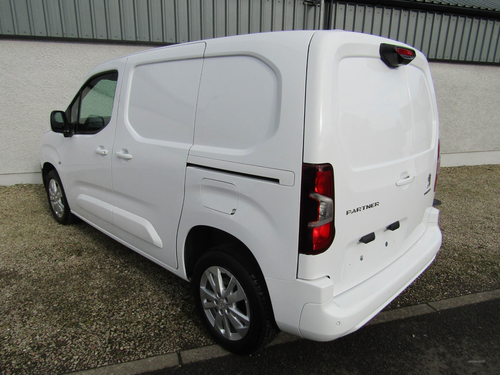 Feb 2020 Peugeot Partner 1000 1.5 BlueHDi 100 Asphalt Van