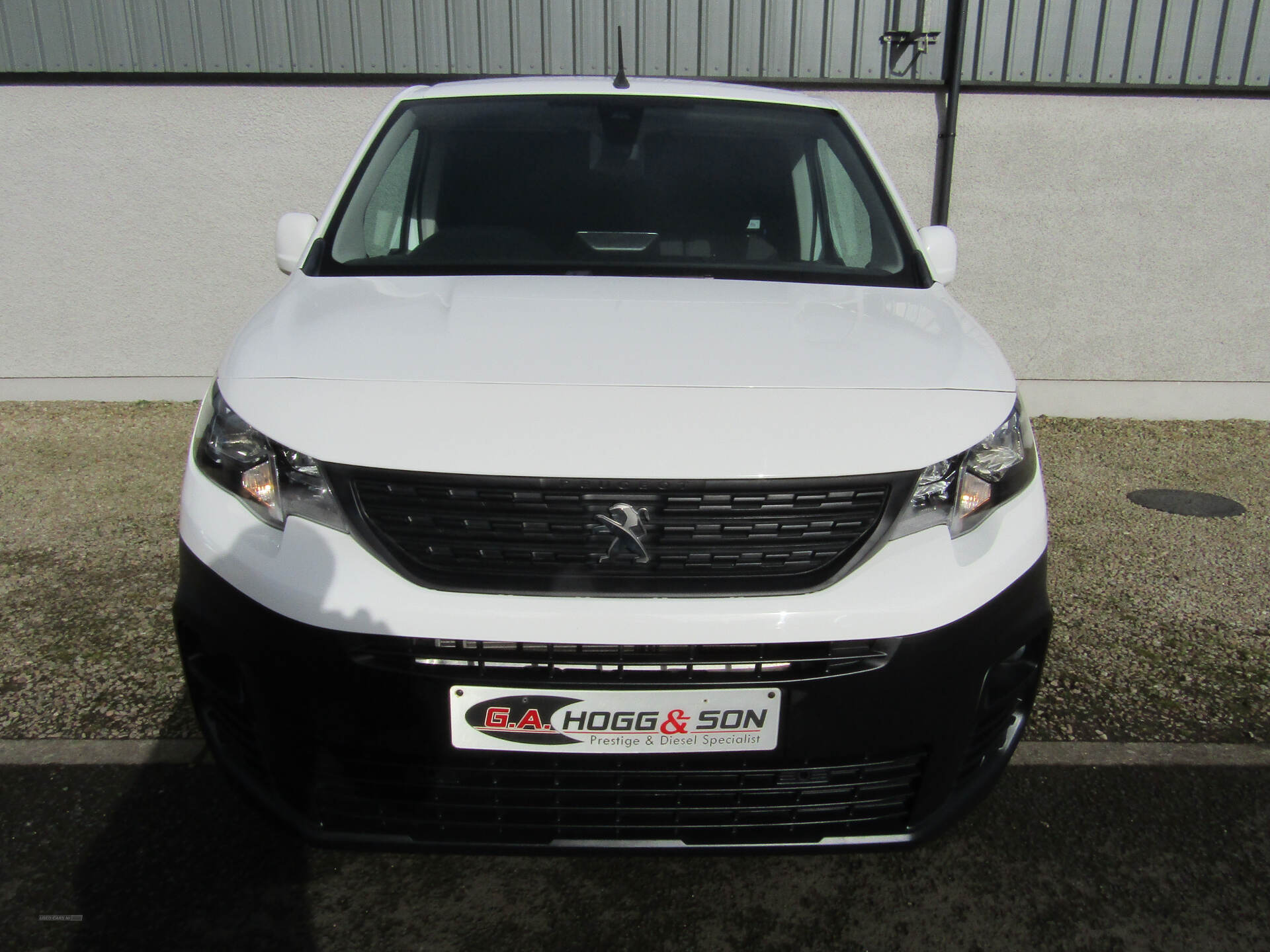 Feb 2020 Peugeot Partner 1000 1.5 BlueHDi 100 Asphalt Van