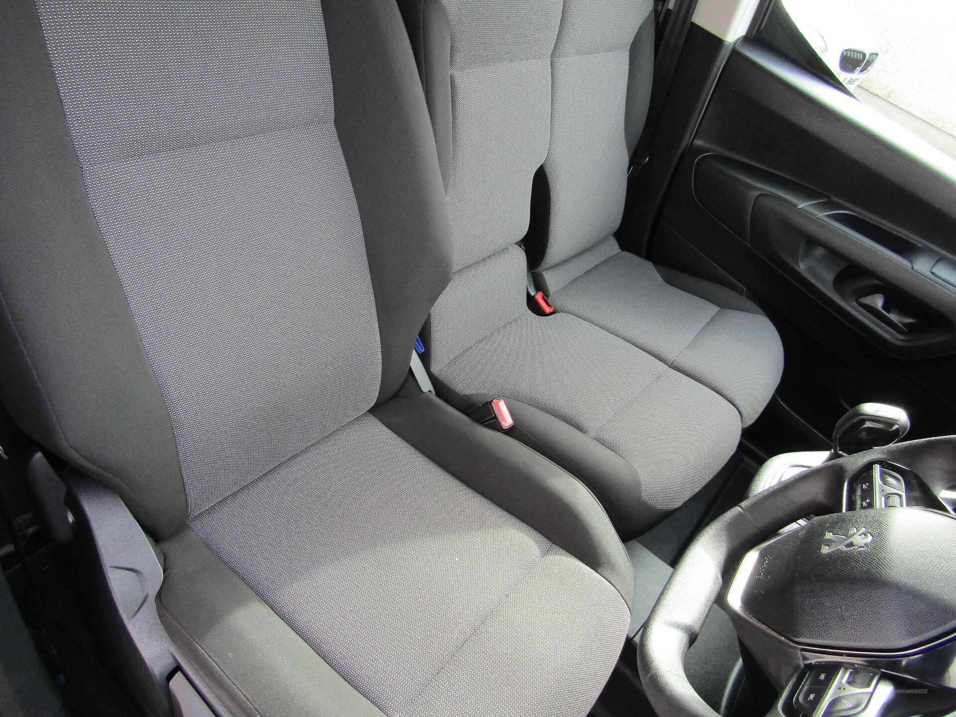 Feb 2020 Peugeot Partner 1000 1.5 BlueHDi 100 Asphalt Van