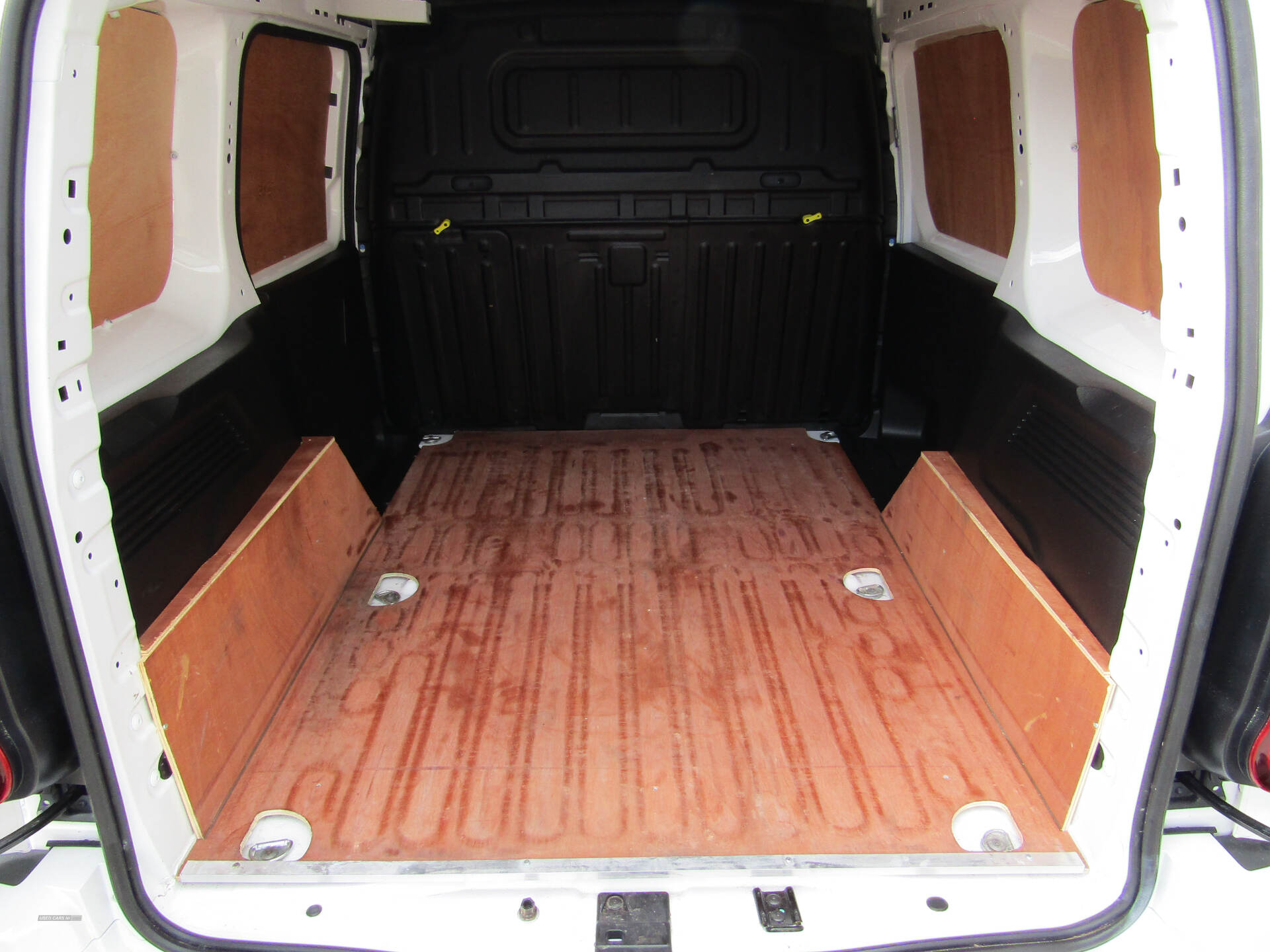 Feb 2020 Peugeot Partner 1000 1.5 BlueHDi 100 Asphalt Van