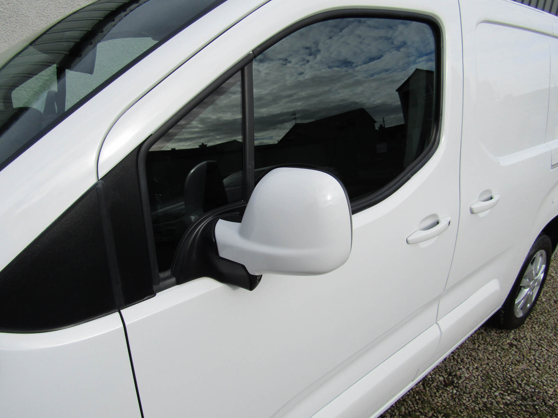 Feb 2020 Peugeot Partner 1000 1.5 BlueHDi 100 Asphalt Van