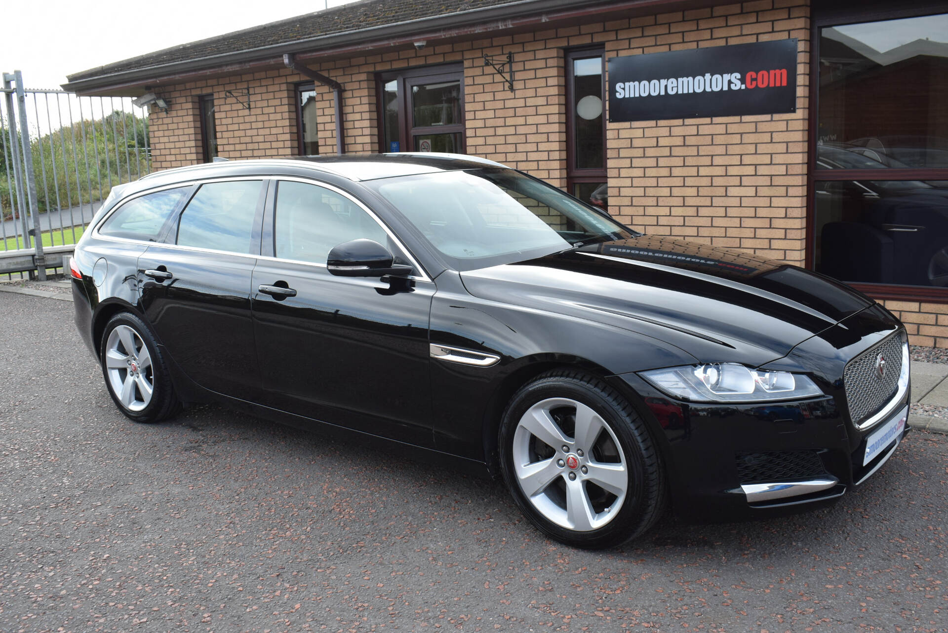 Jaguar XF SPORTBRAKE in Antrim