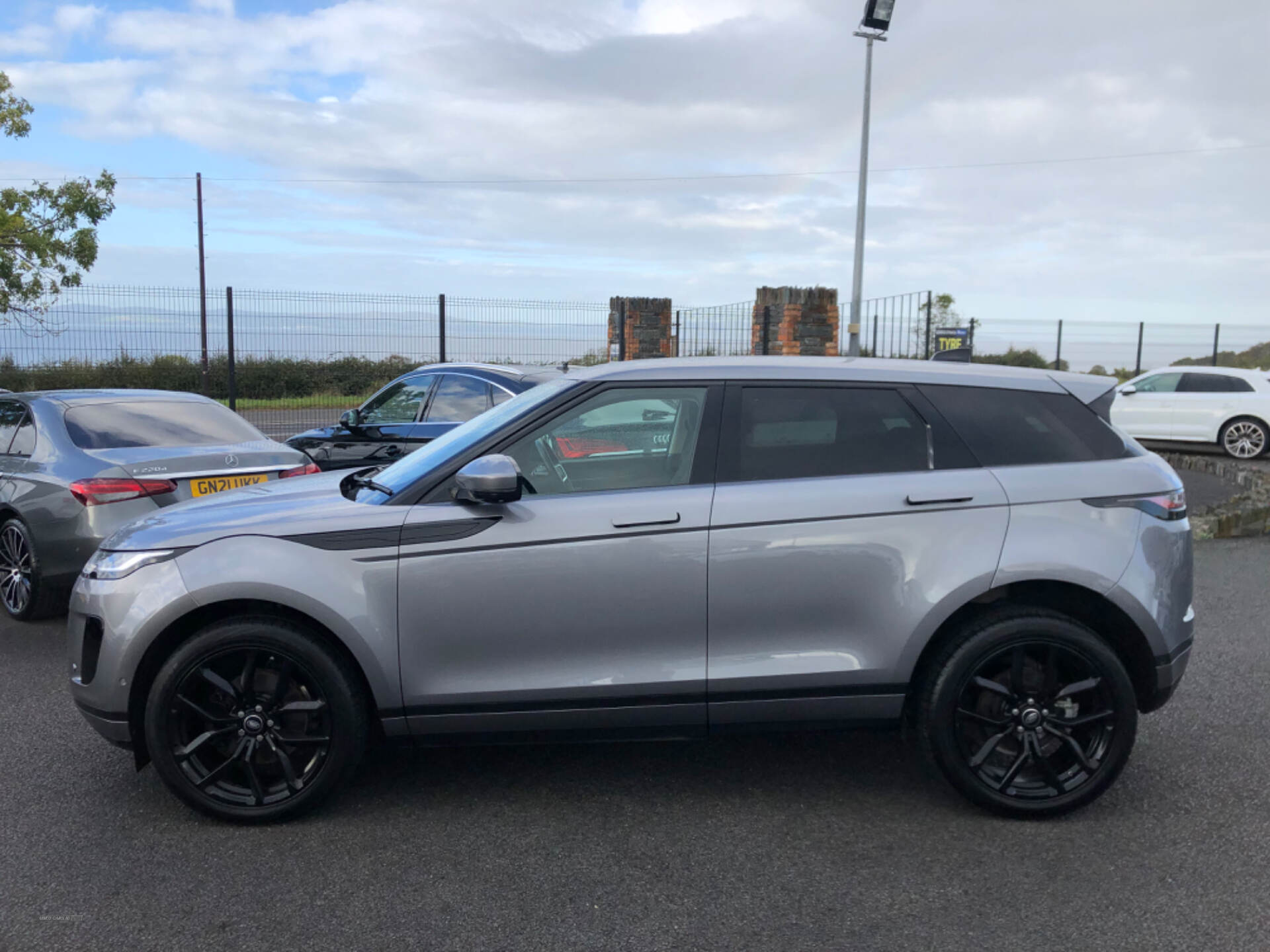 Land Rover Range Rover Evoque DIESEL HATCHBACK in Derry / Londonderry