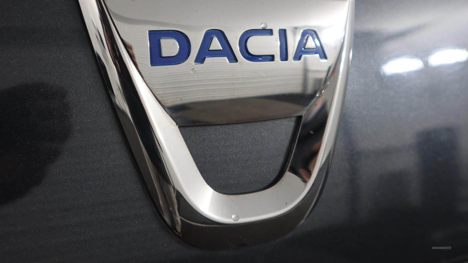 Jan 2022 Dacia Duster 1.0 TCe 100 Bi-Fuel Essential 5dr