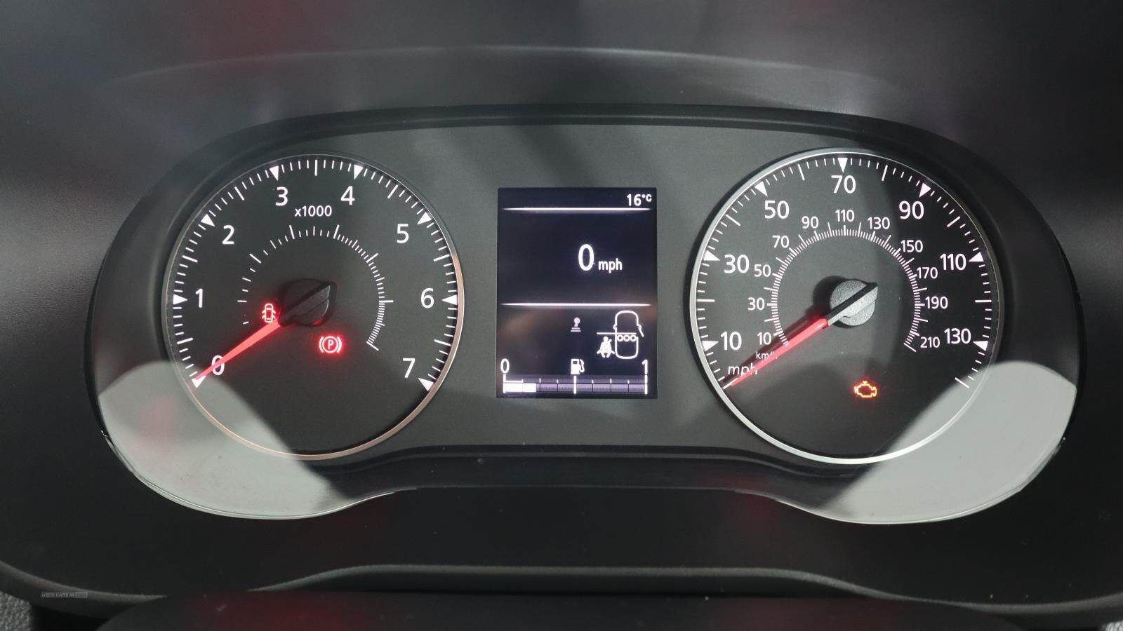 Jan 2022 Dacia Duster 1.0 TCe 100 Bi-Fuel Essential 5dr