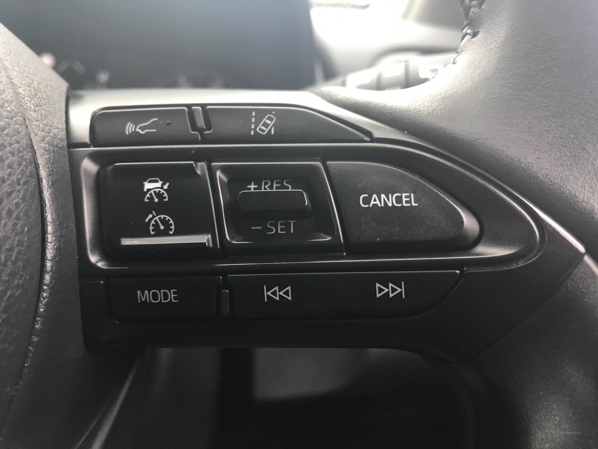 Jun 2022 Mazda 2 1.5i Hybrid Agile 5dr CVT