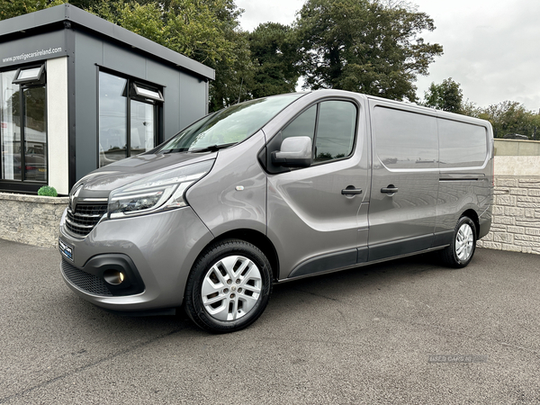 Renault Trafic LWB DIESEL in Tyrone