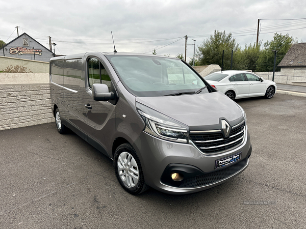 Renault Trafic LWB DIESEL in Tyrone