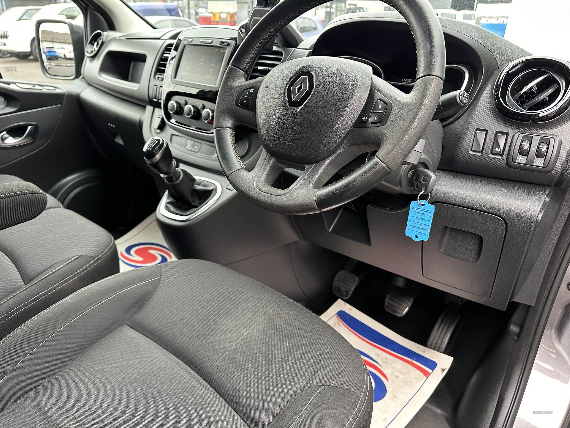 Renault Trafic LWB DIESEL in Tyrone