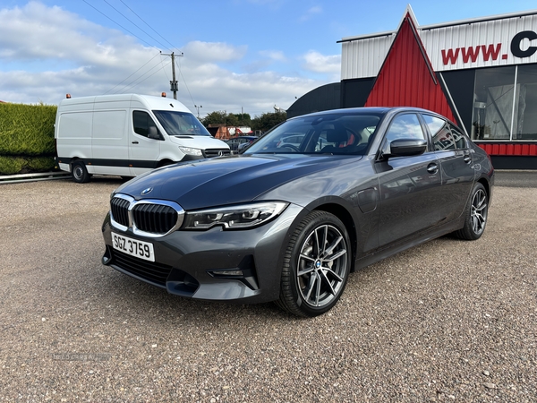 BMW 3 Series SALOON in Derry / Londonderry