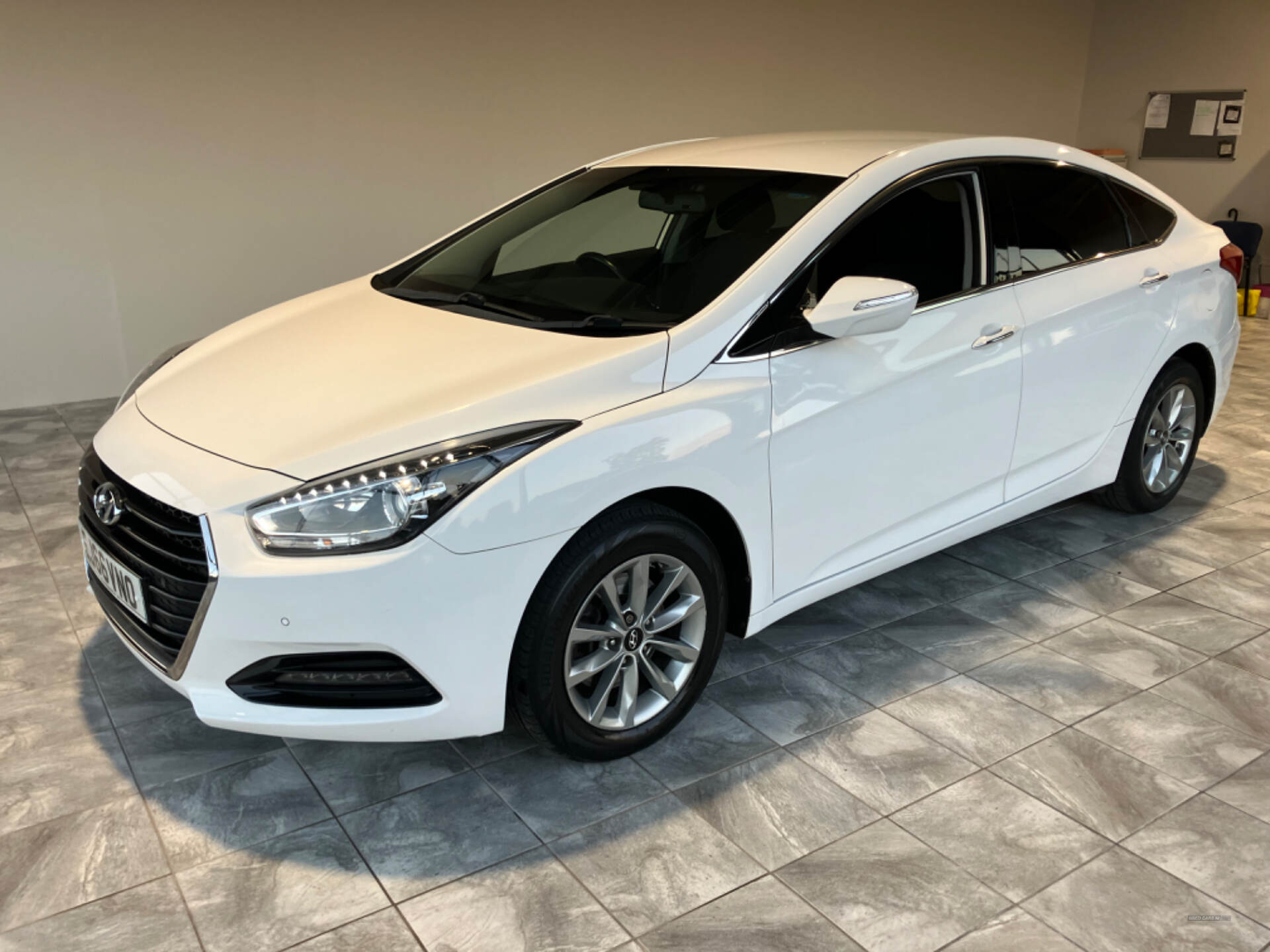 Hyundai i40 DIESEL SALOON in Armagh