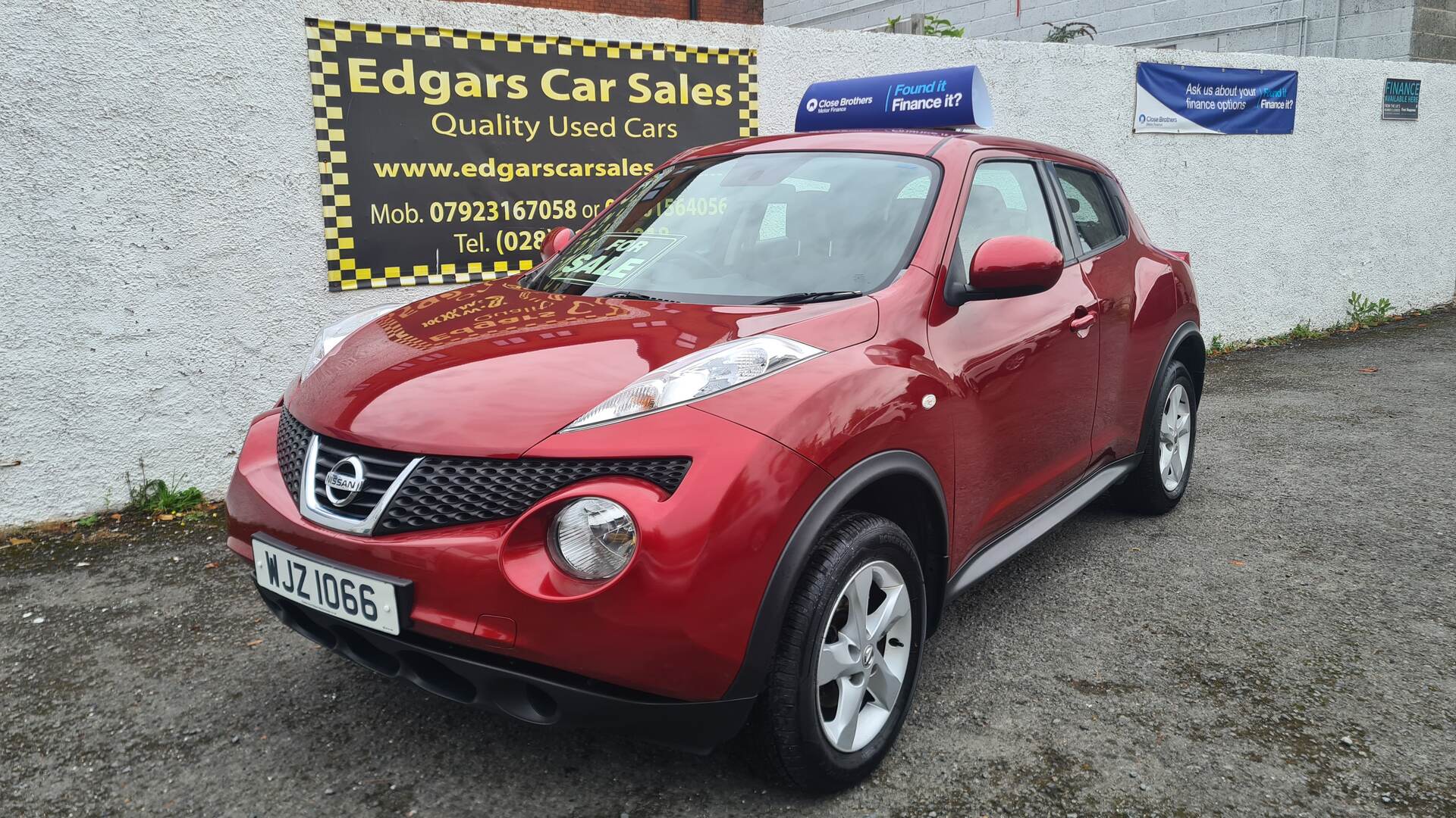 Nissan Juke HATCHBACK in Down