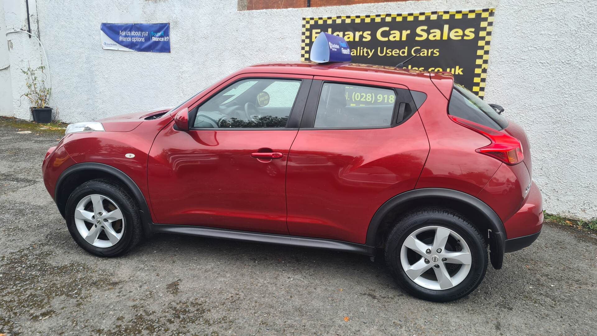 Nissan Juke HATCHBACK in Down