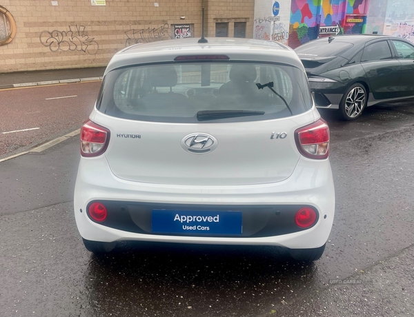 Hyundai i10 HATCHBACK in Down