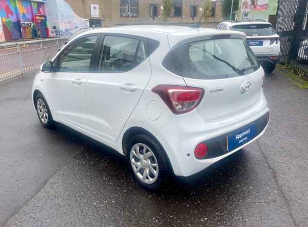 Hyundai i10 HATCHBACK in Down