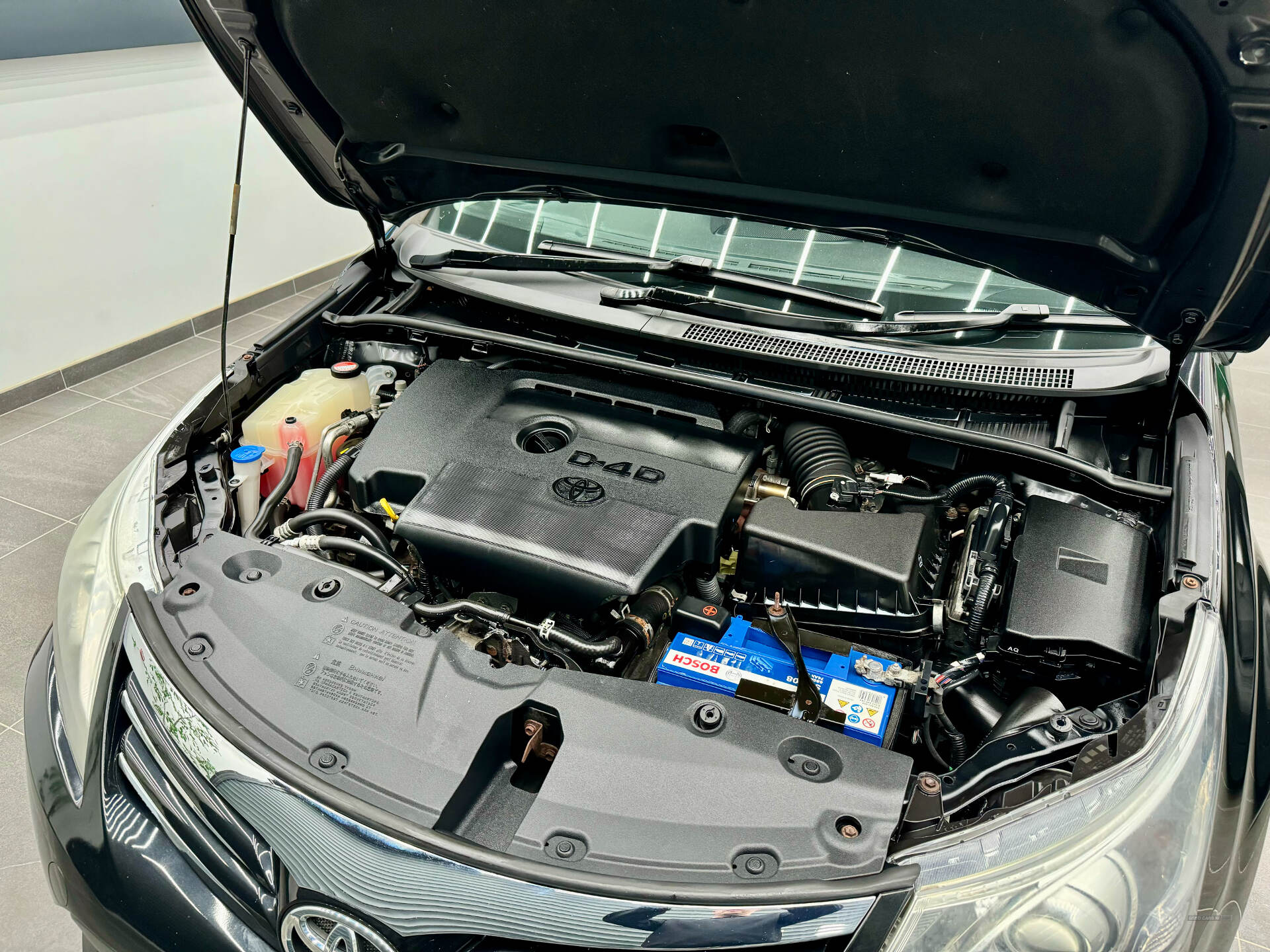 Toyota Avensis DIESEL SALOON in Derry / Londonderry