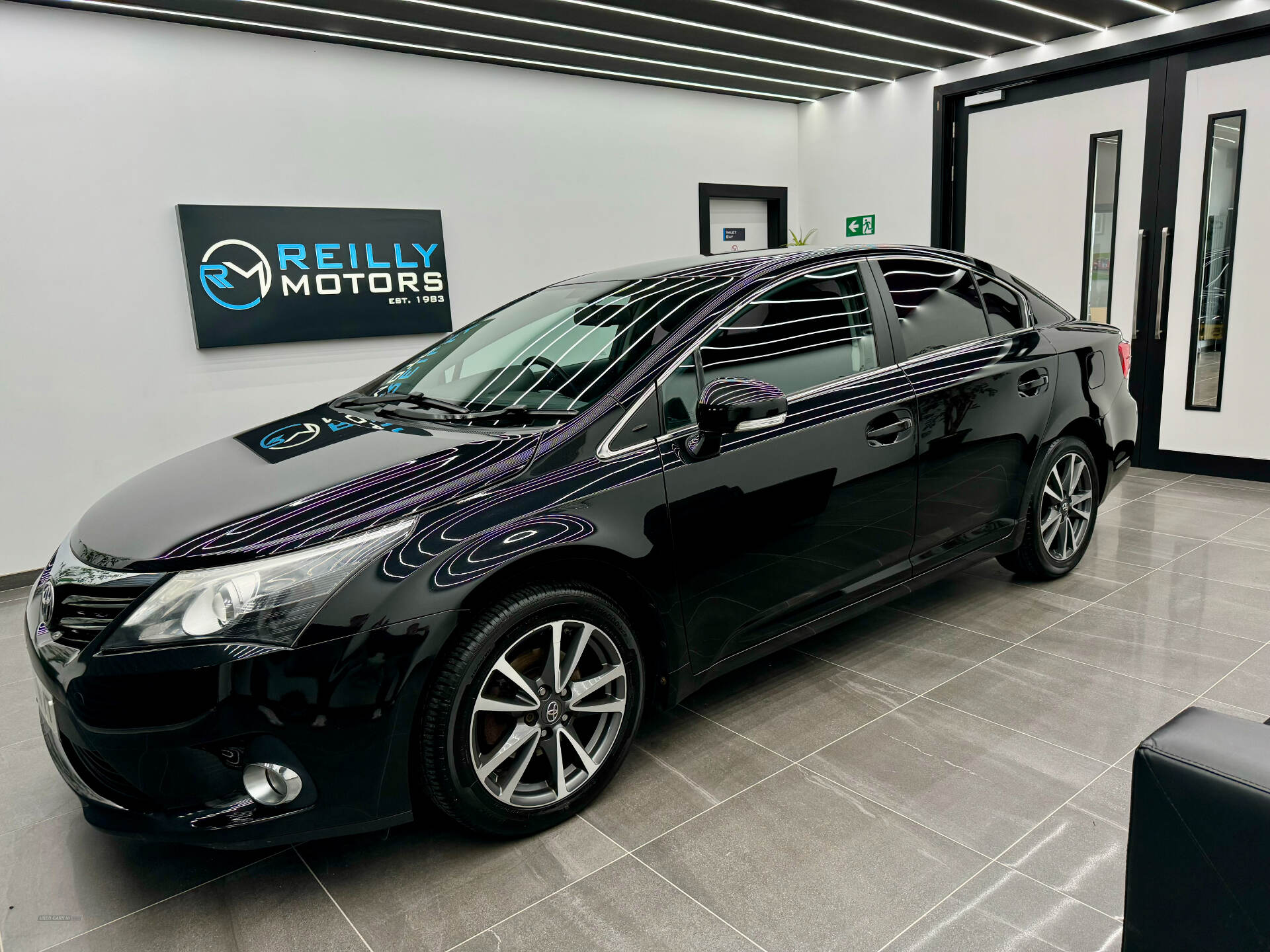 Toyota Avensis DIESEL SALOON in Derry / Londonderry