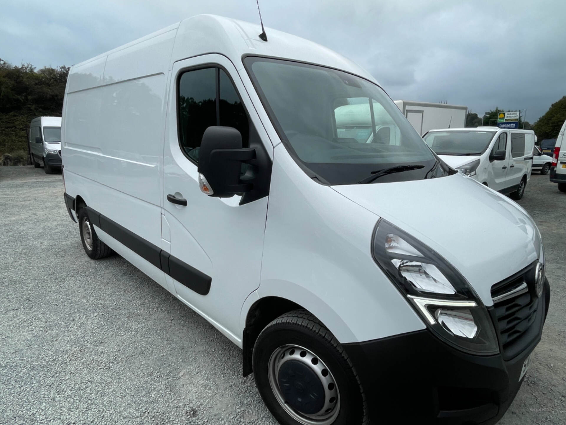 Vauxhall Movano 3500 L2 DIESEL FWD in Down