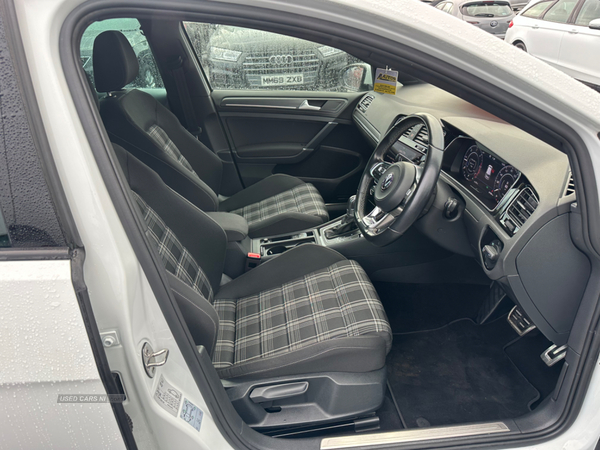 Volkswagen Golf DIESEL HATCHBACK in Down