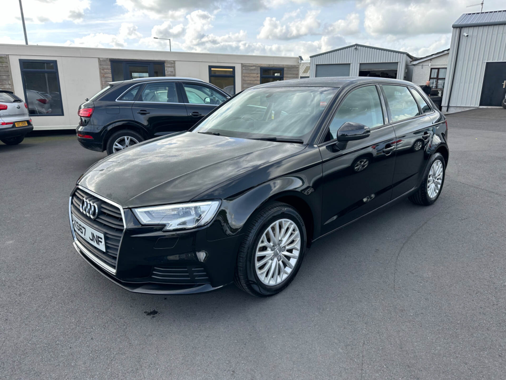 Audi A3 DIESEL SPORTBACK in Down