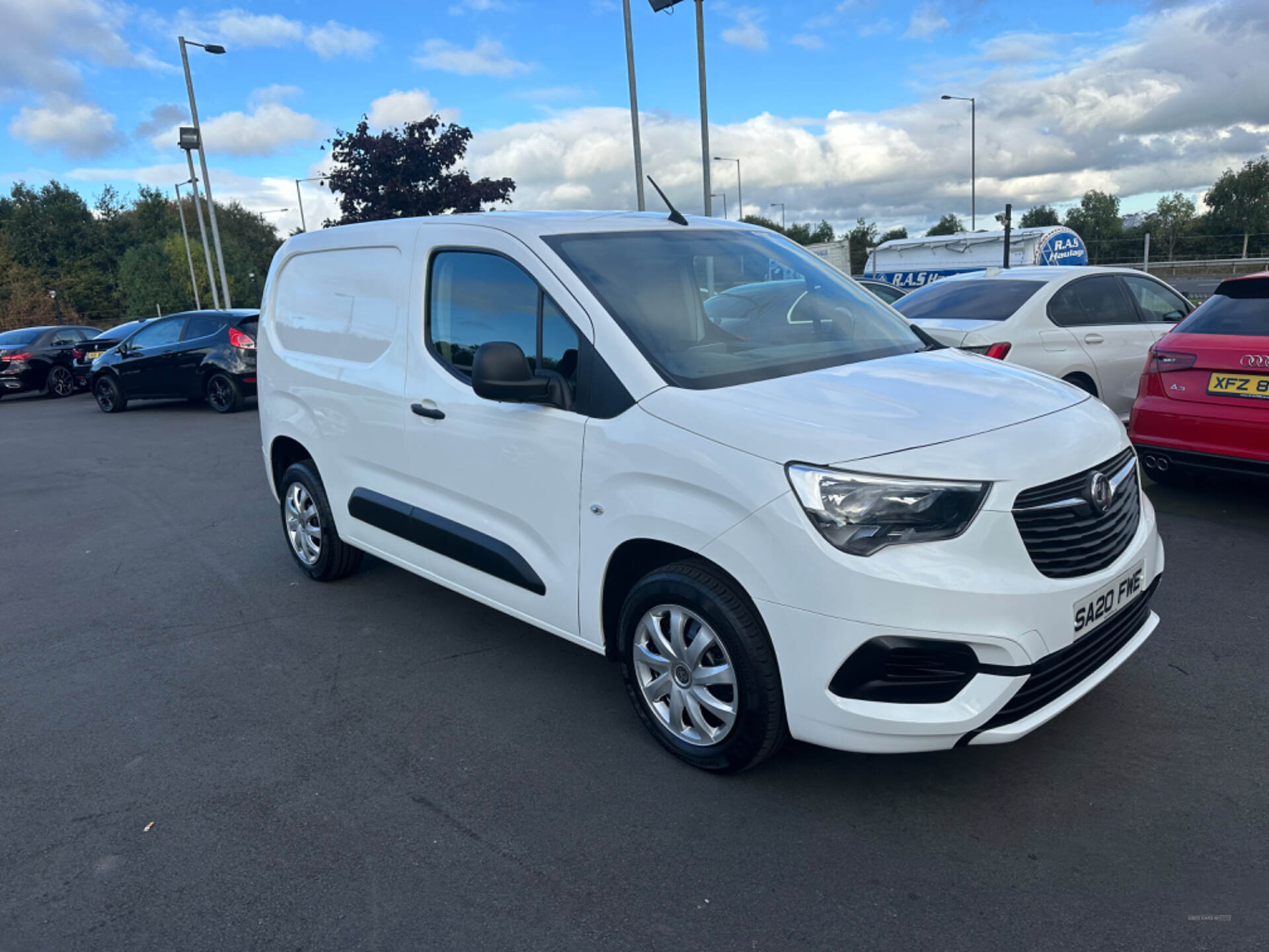 Vauxhall Combo CARGO L1 DIESEL in Down