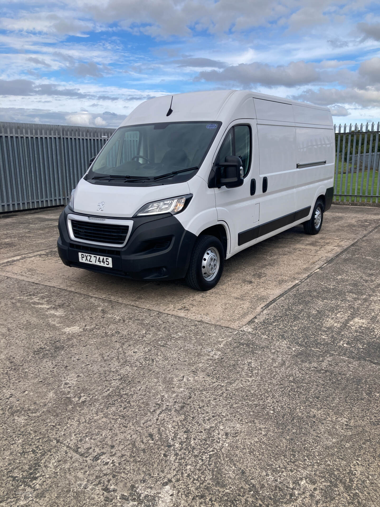 Oct 2021 Peugeot Boxer 2.2 BlueHDi H2 Professional Van 140ps