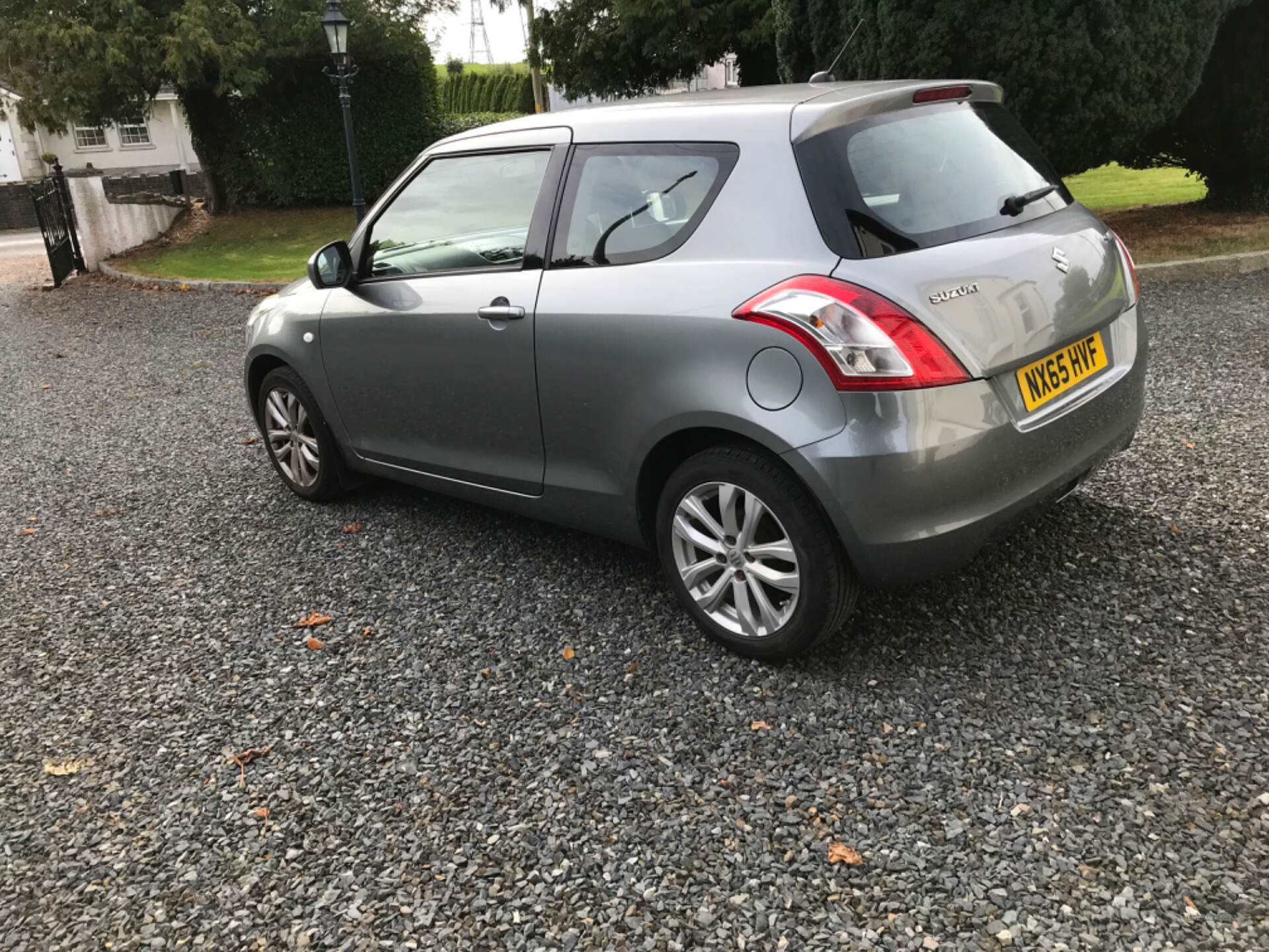 Suzuki Swift HATCHBACK in Down