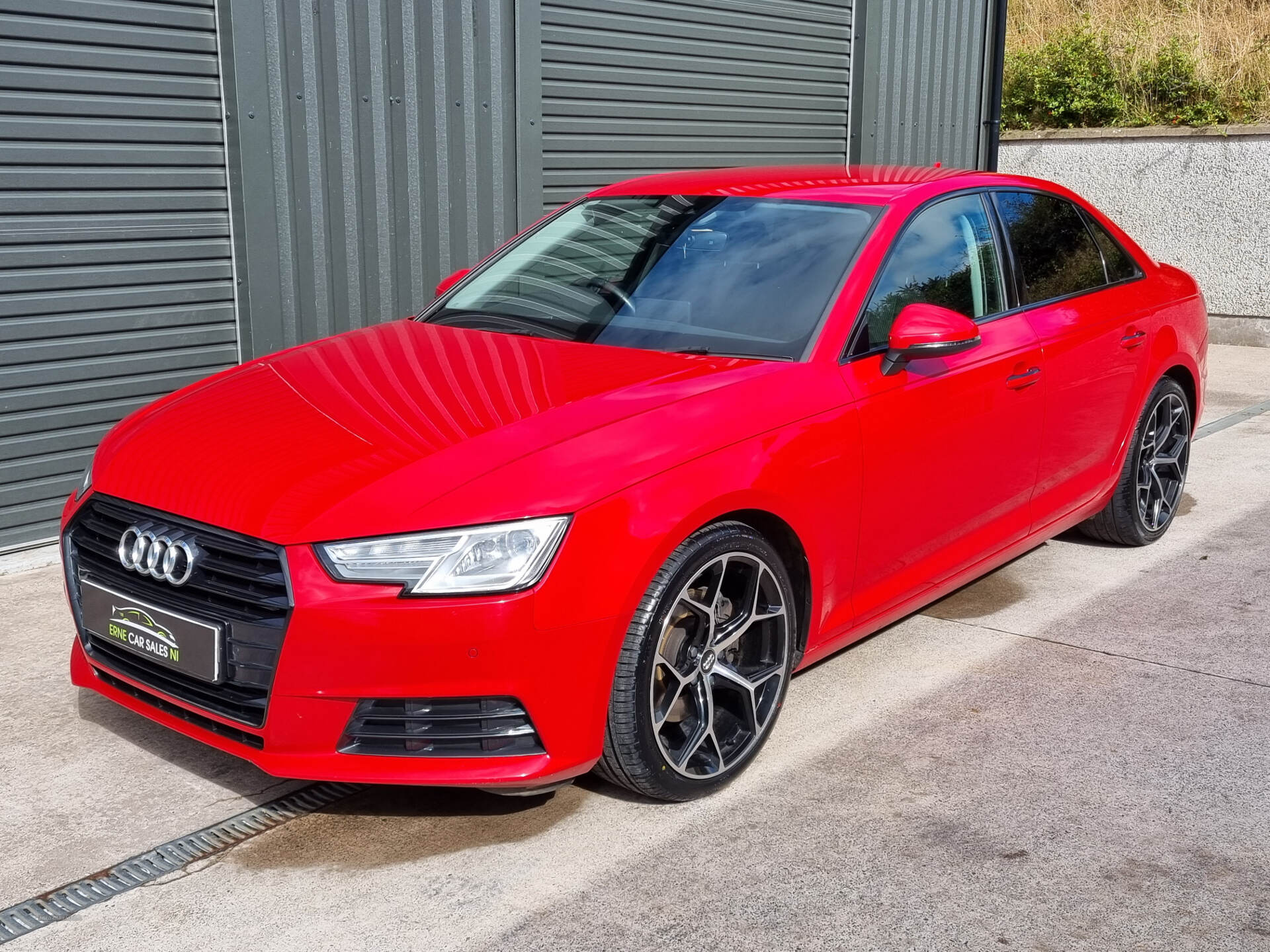 Audi A4 DIESEL SALOON in Tyrone