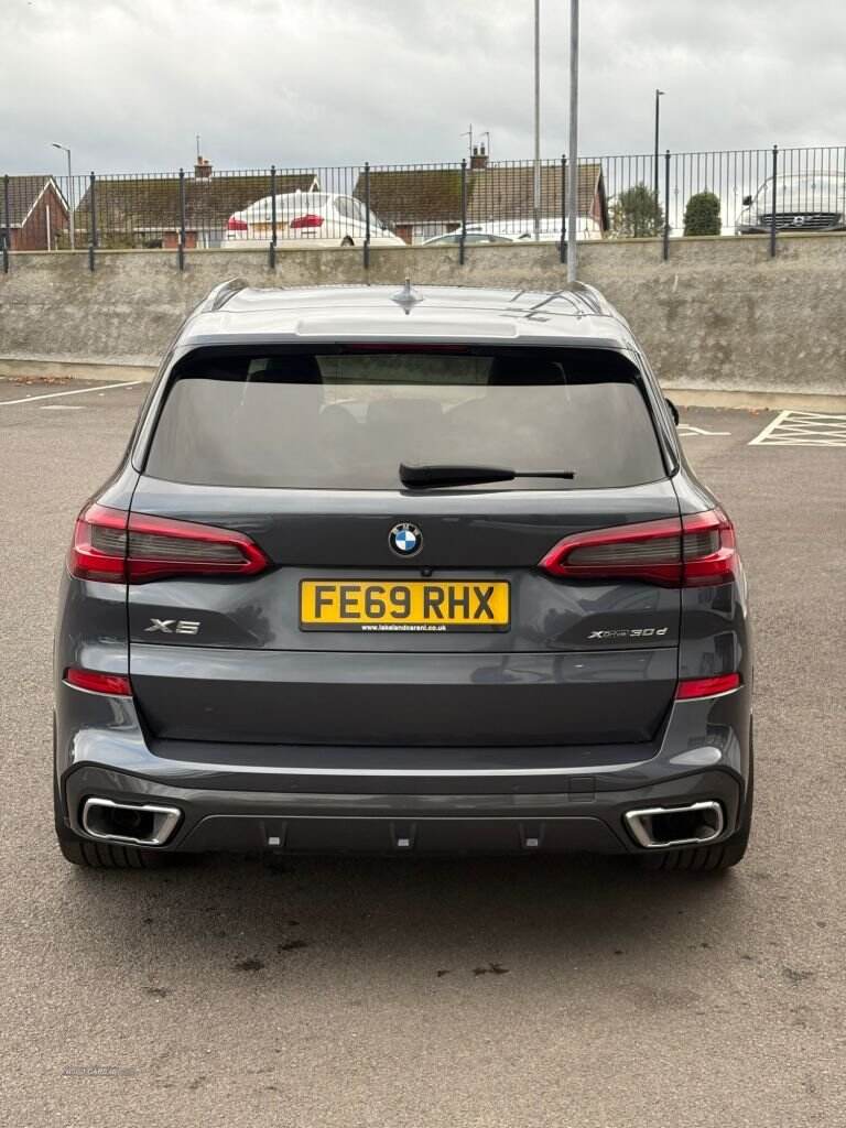 Jan 2019 BMW X5 3.0 30d M Sport SUV 5dr Diesel Auto xDrive Euro 6 (s/s) (265 ps) Full service history