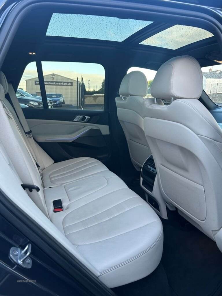 Jan 2019 BMW X5 3.0 30d M Sport SUV 5dr Diesel Auto xDrive Euro 6 (s/s) (265 ps) Full service history