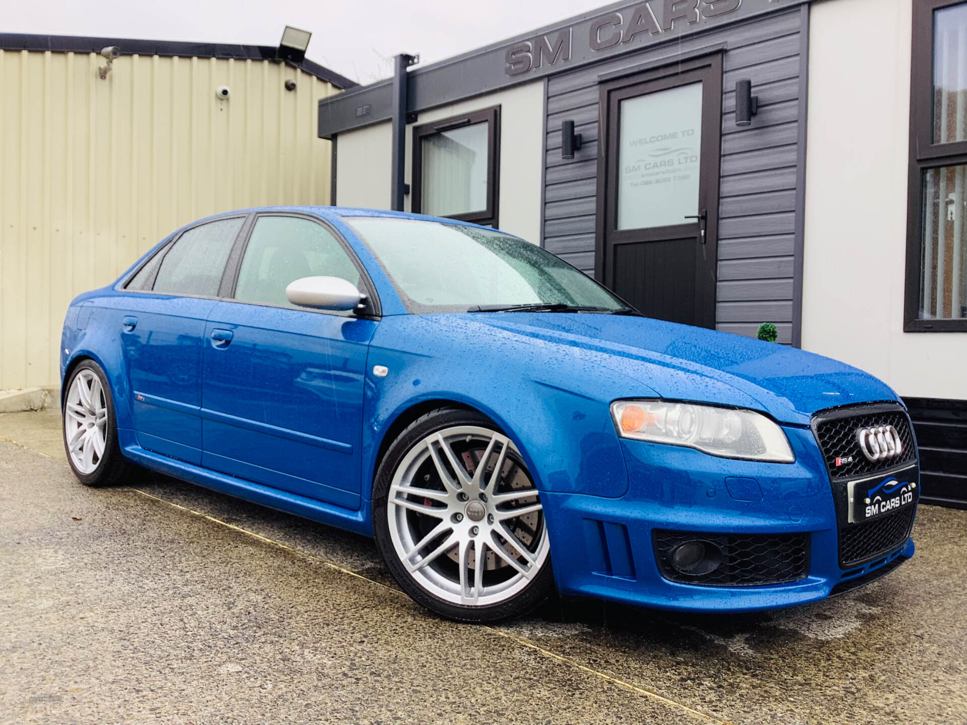 Audi RS4 SALOON in Down