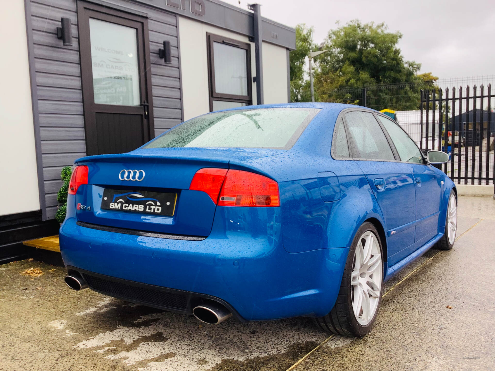 Audi RS4 SALOON in Down