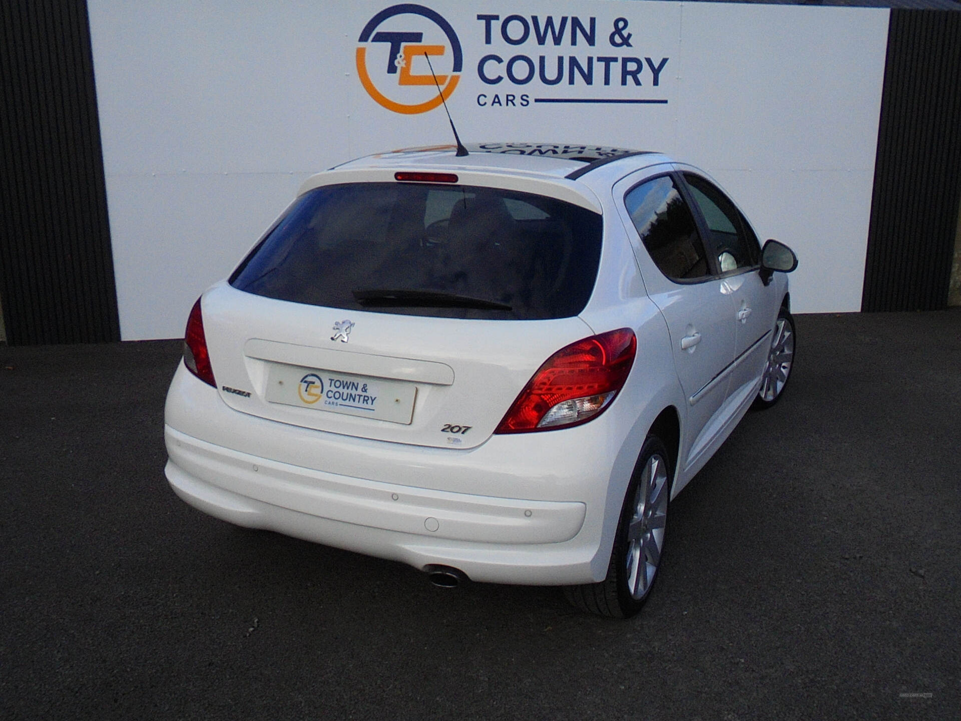 Peugeot 207 DIESEL HATCHBACK in Antrim