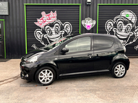 Toyota Aygo HATCHBACK in Down