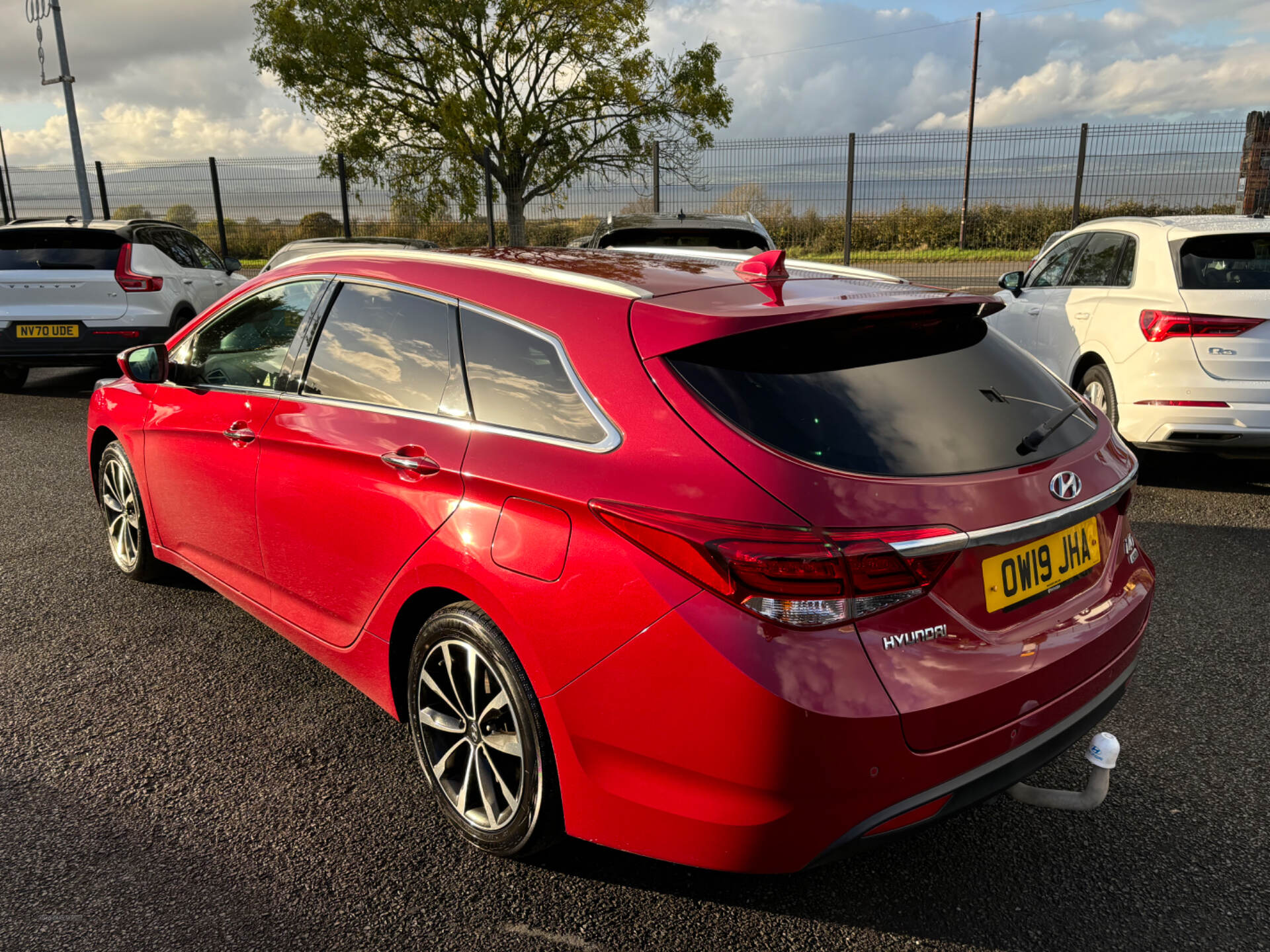 Hyundai i40 DIESEL TOURER in Derry / Londonderry