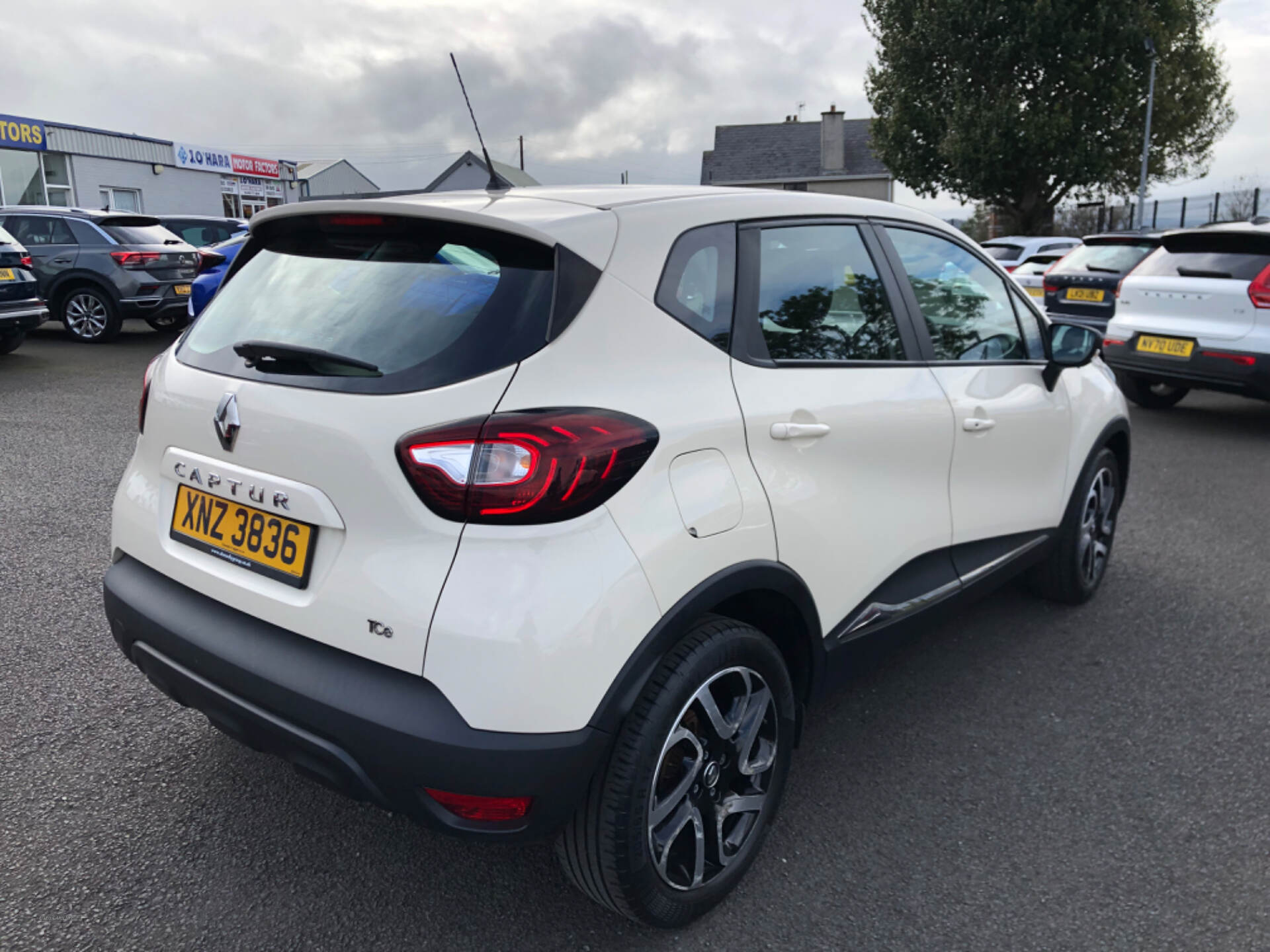 Renault Captur HATCHBACK in Derry / Londonderry