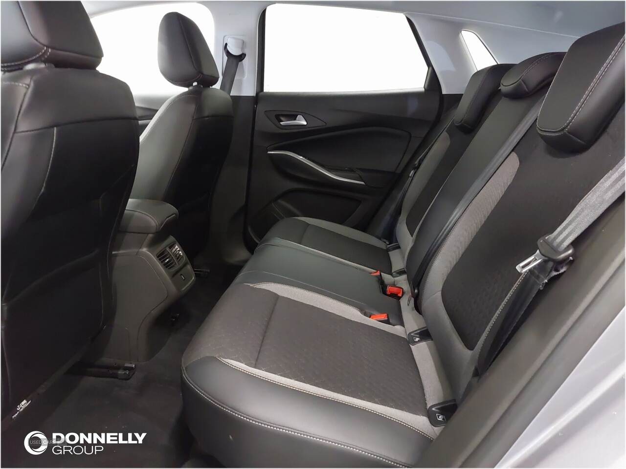 Aug 2022 Vauxhall Grandland 1.5 Turbo D SRi 5dr Auto