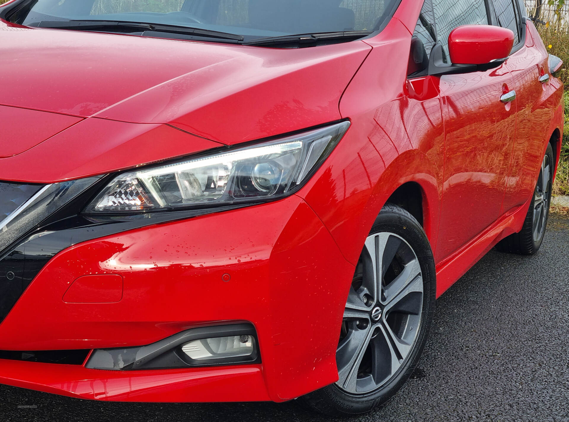 Nissan LEAF HATCHBACK in Armagh