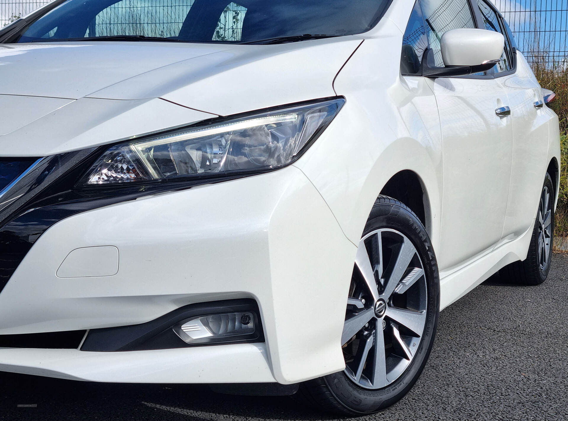 Nissan LEAF HATCHBACK in Armagh