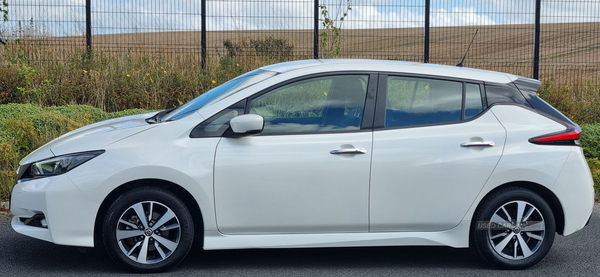 Nissan LEAF HATCHBACK in Armagh